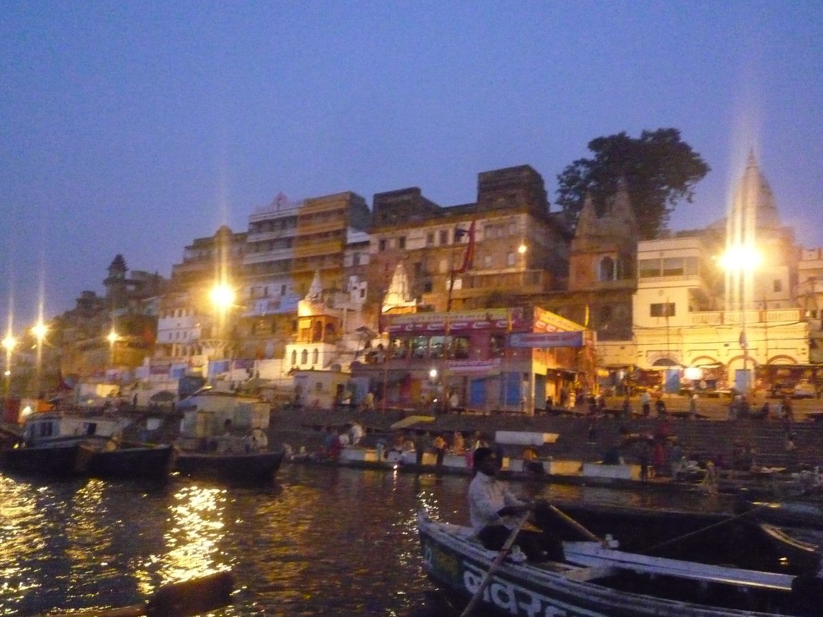 Sunrise - Bank of river Ganga15